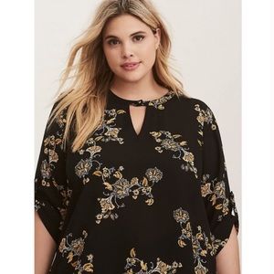 Torrid Floral Georgette Keyhole Sharkbite Top